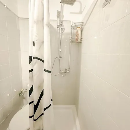 Elegant City-center Διαμέρισμα *